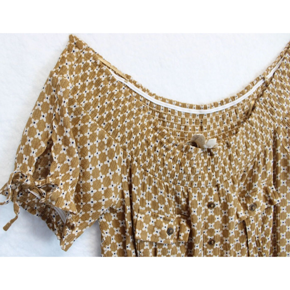 Sweet Wanderer Off Shoulder Top Floral Tan Short Slit Sleeve Women L Boho Chic - Picture 8 of 13
